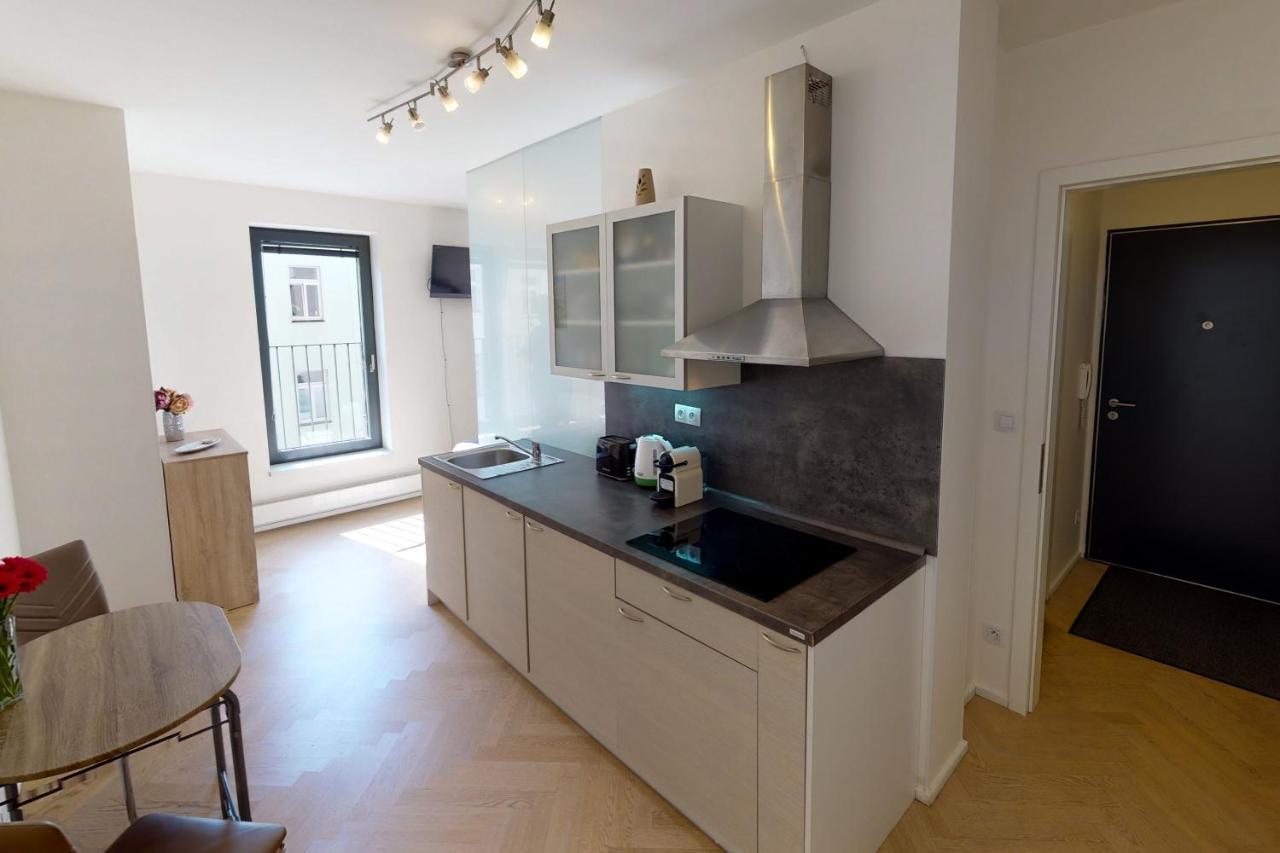 Apartamento Onsite Free Garage Parking, 10Min Centre By Bus Praga Exterior foto
