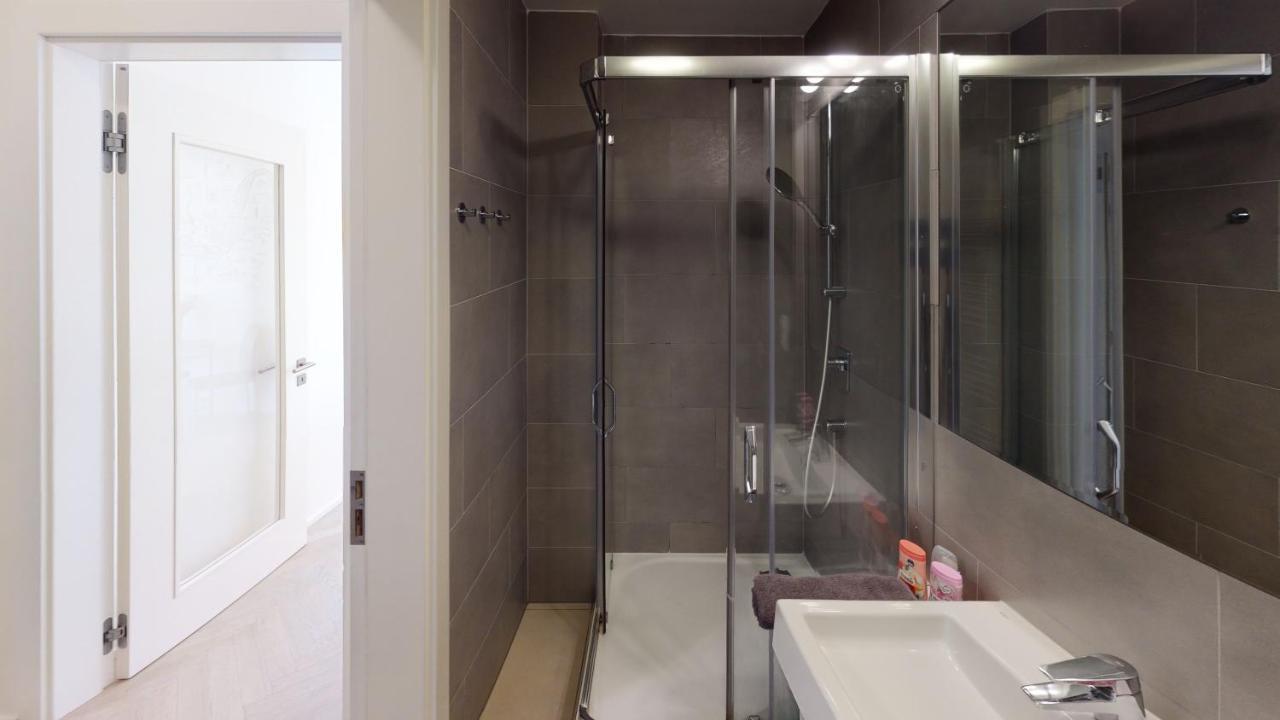 Apartamento Onsite Free Garage Parking, 10Min Centre By Bus Praga Exterior foto